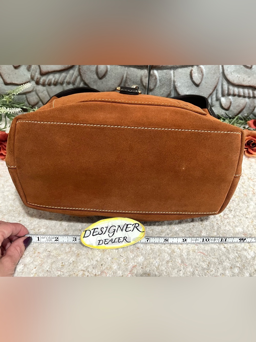 Authentic Dooney & BOURKE Suede Leather Lock Hobo Shoulder Bag Browns - Picture 8 of 12